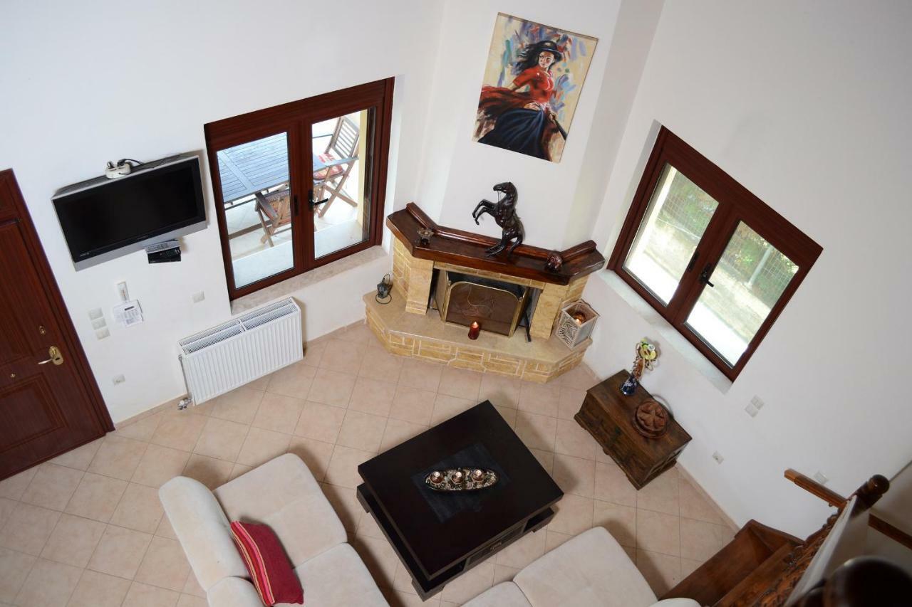 Villa Bella Loukisia Loukissia Экстерьер фото